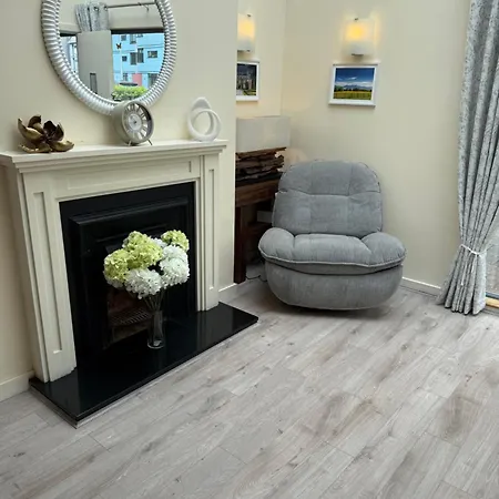 Large Four Bedroom Town Centre House * Killarney