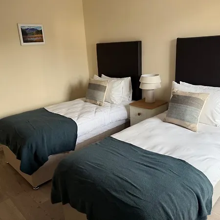 Casa de Férias Large Four Bedroom Town Centre House *