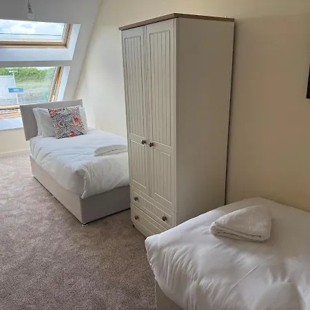 Large Four Bedroom Town Centre House * Killarney
